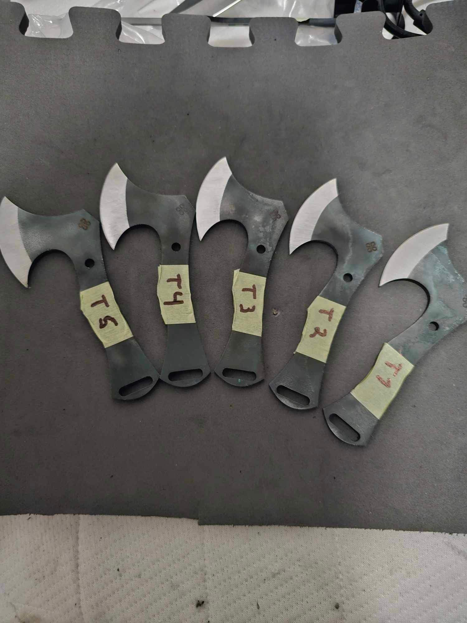 Tomahawk Pocket Ax AEB-L Clover-blad