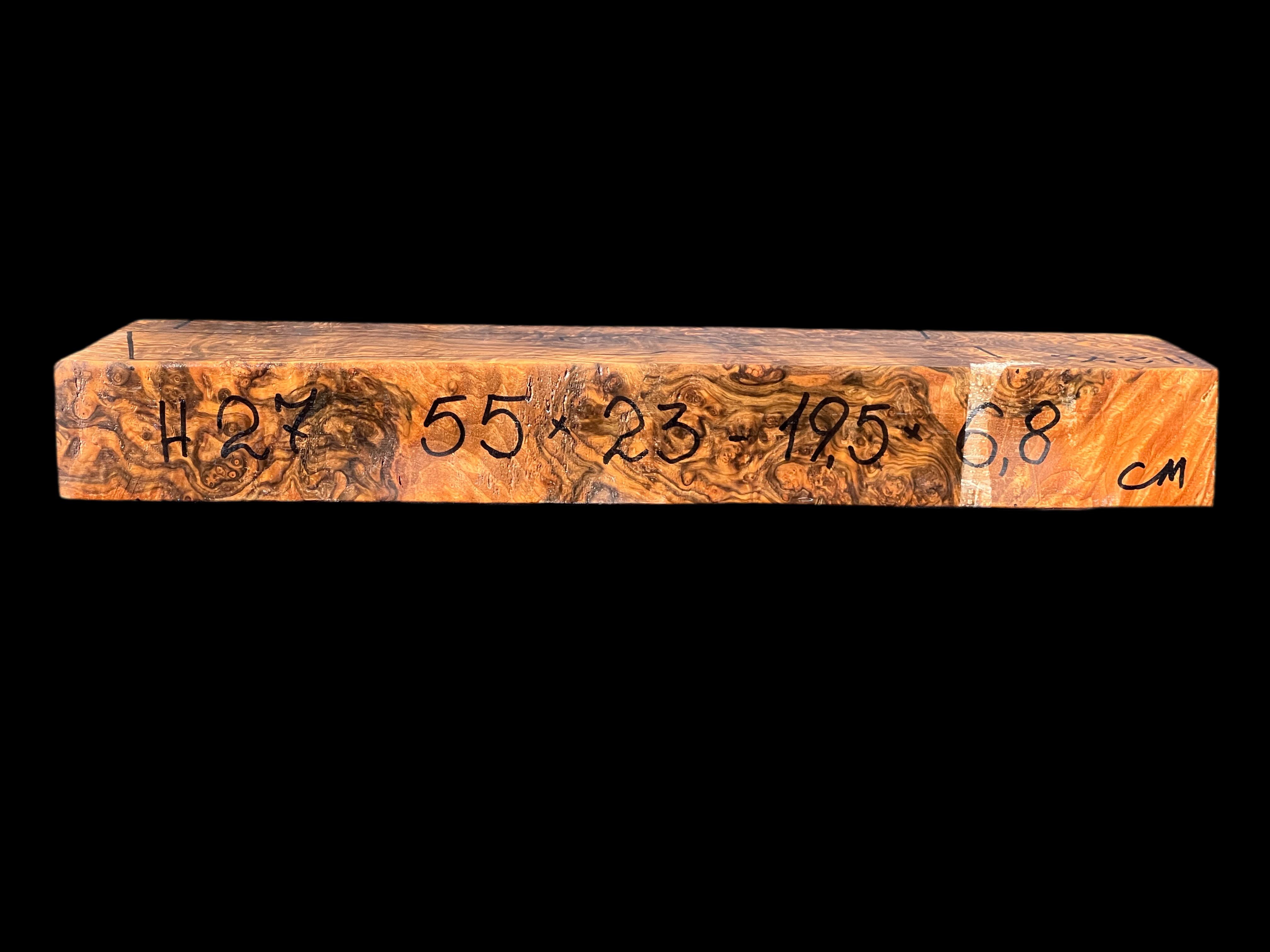 Hagelgevärskolv i turkisk valnöt, klass 5 H27