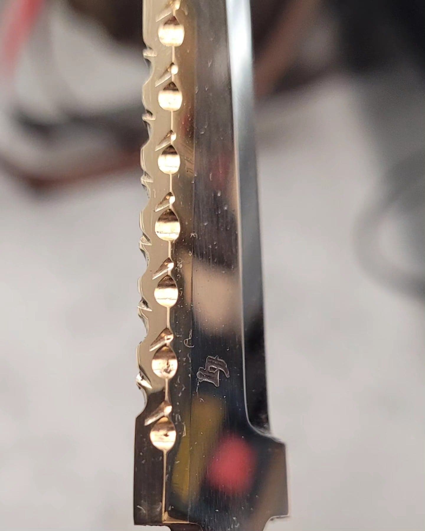 Handsmidet knivblad Halvor Jøntvedt Mässingsrygg