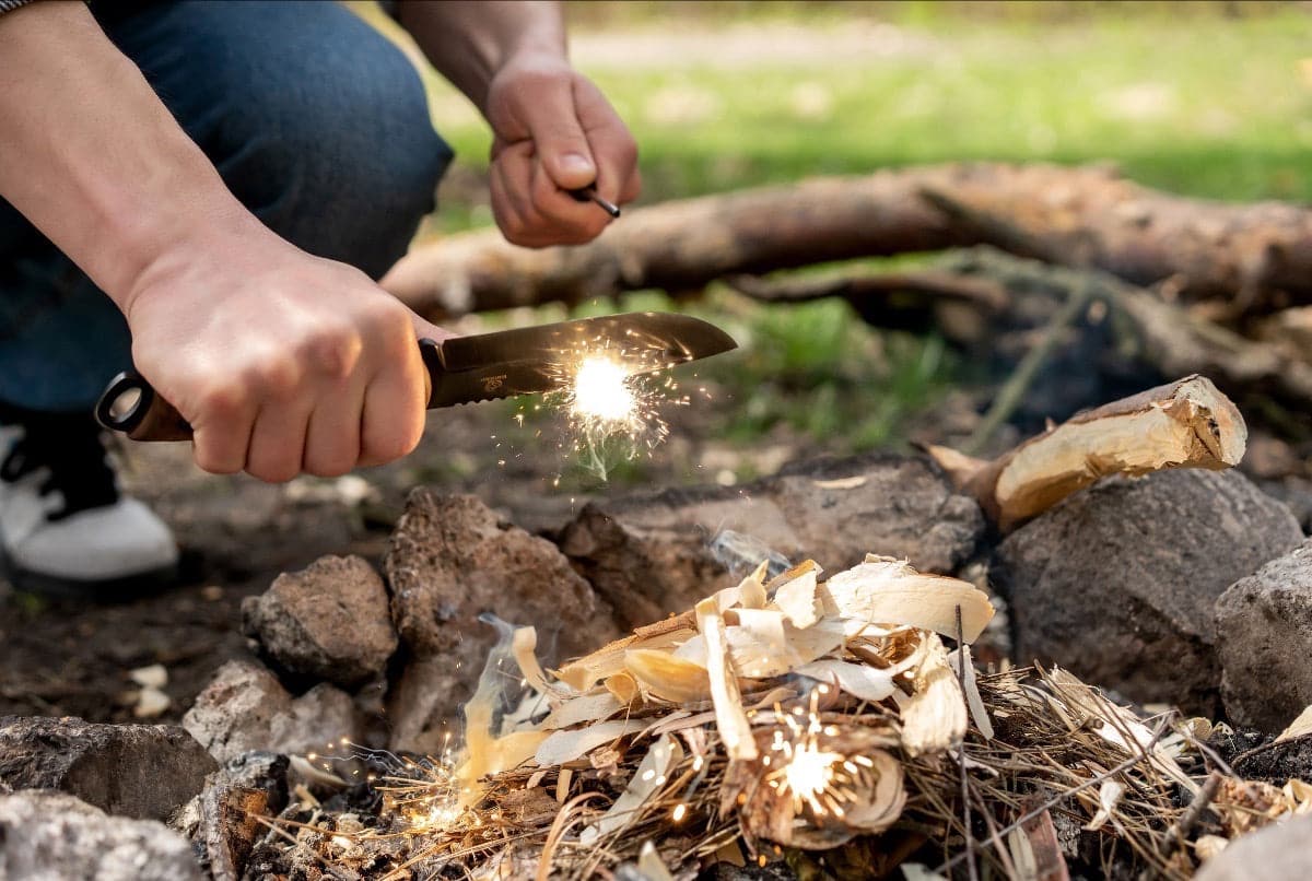 BSH4 Dusk-kit Bushcraft knife blade with screws