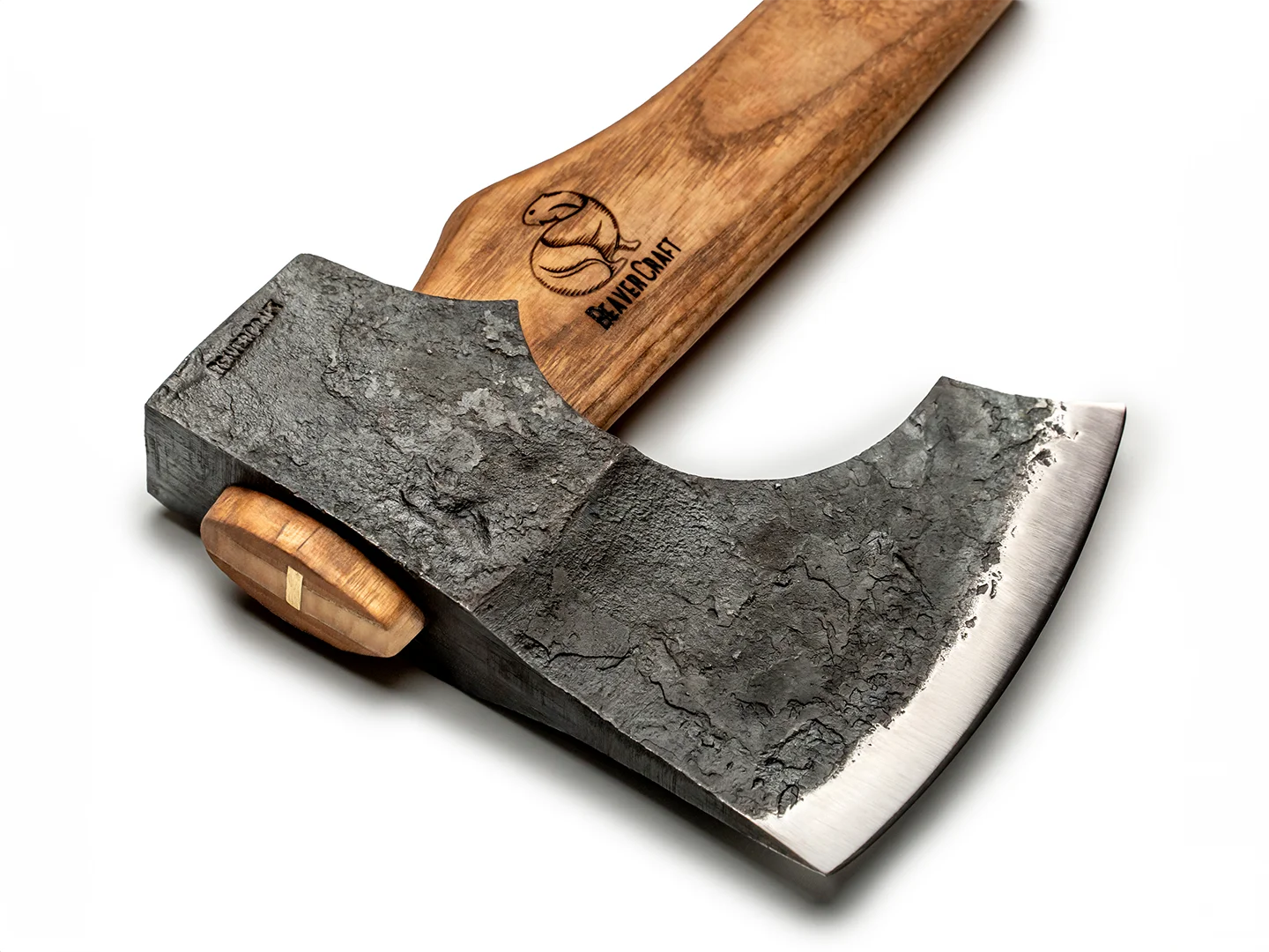 Axe with blade guard AX4 Felling axe Universal forestry axe