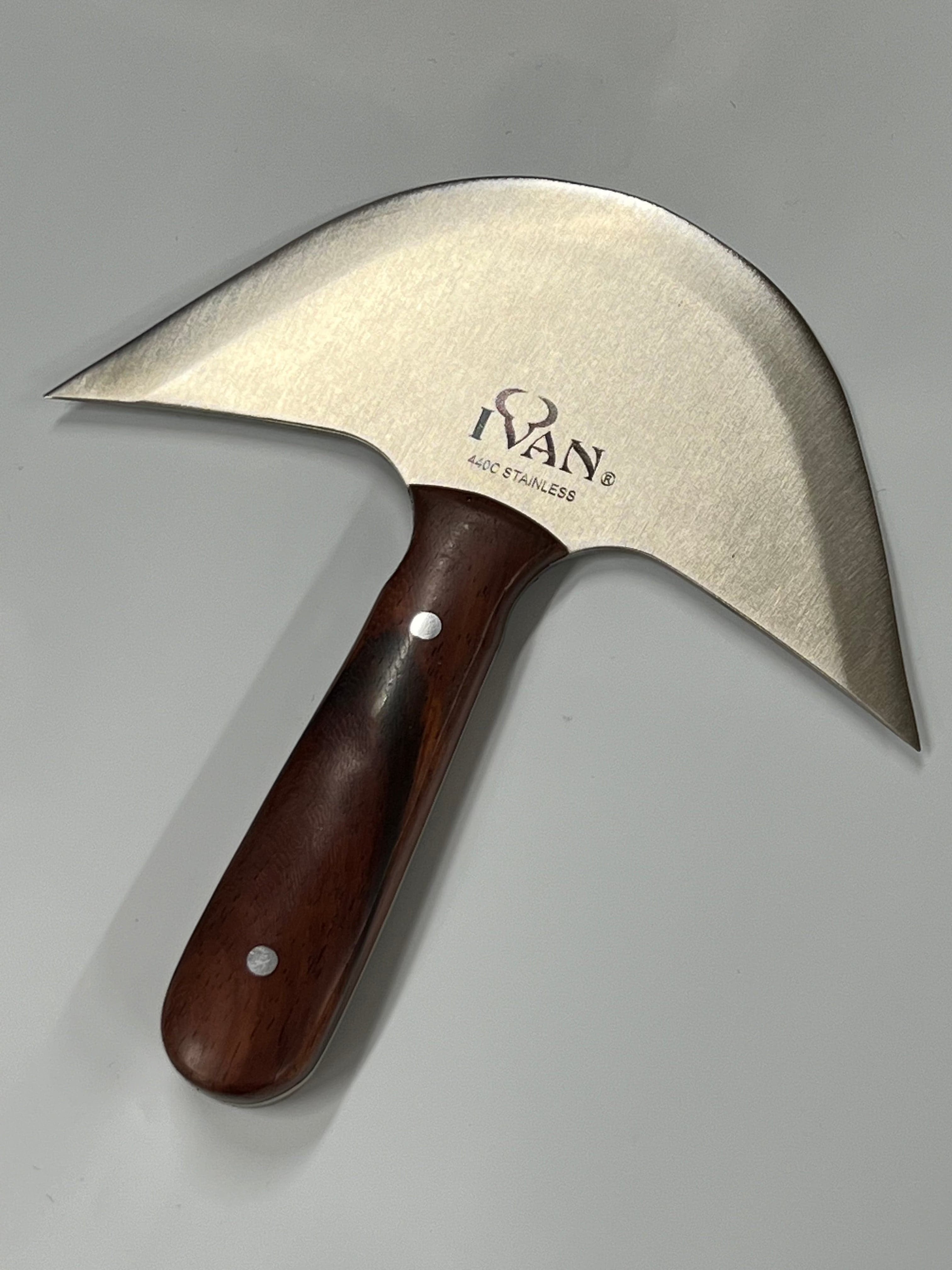 Rund läderkniv i fransk stil