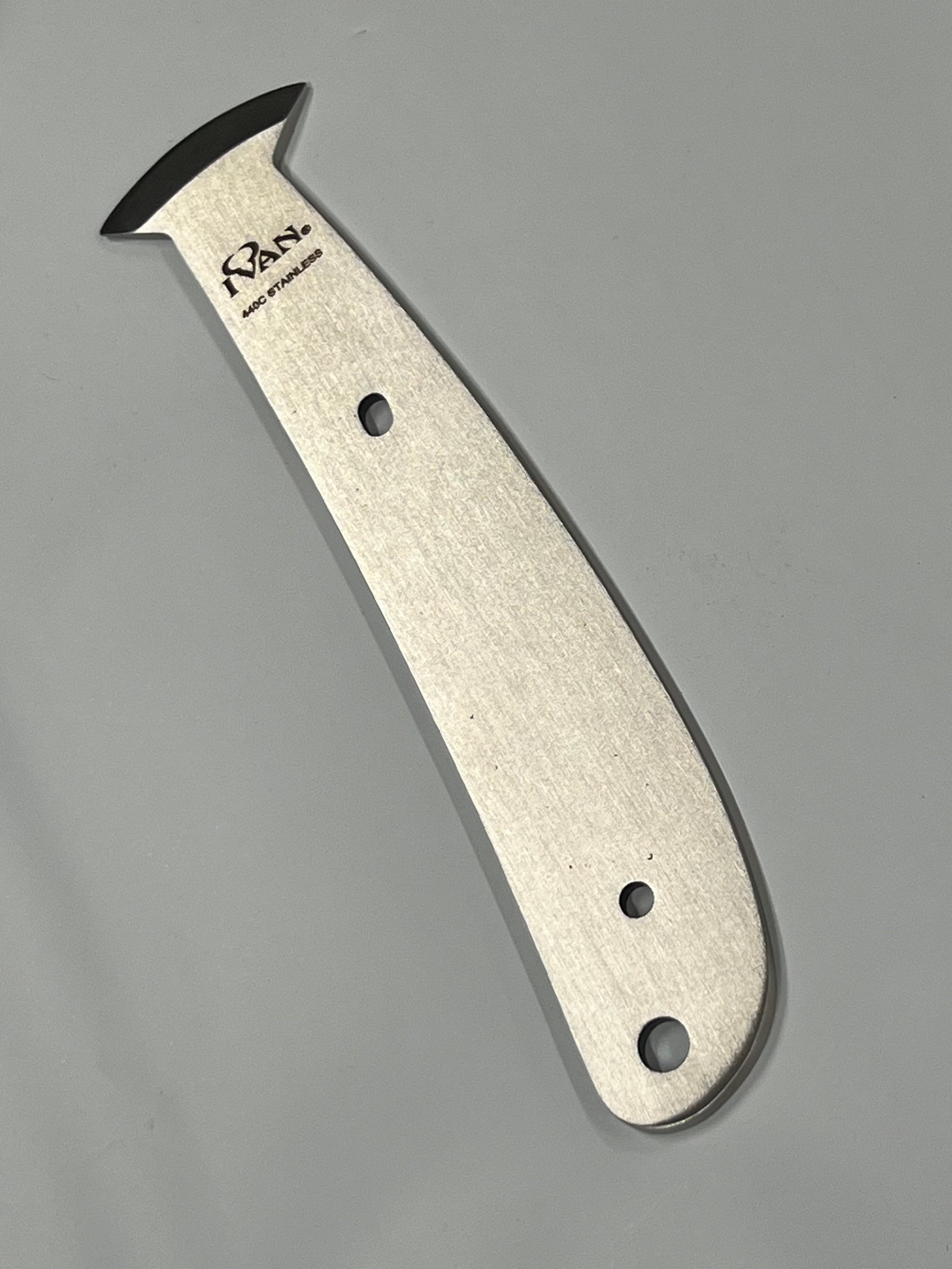 Rundat litet läderknivblad i fransk stil