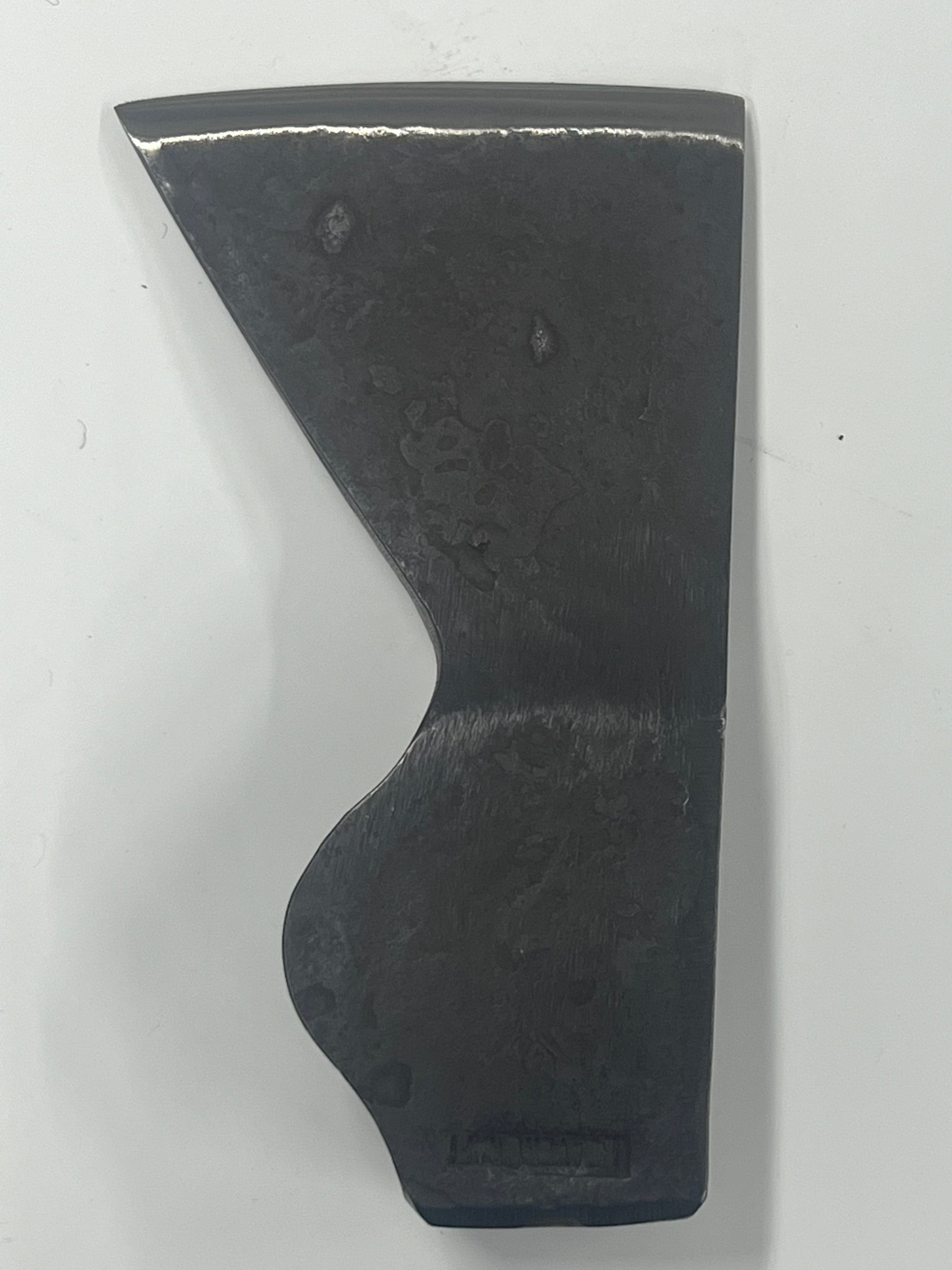 Yxhuvud med äggskydd BAX1 Bushcraft Yxhuvud