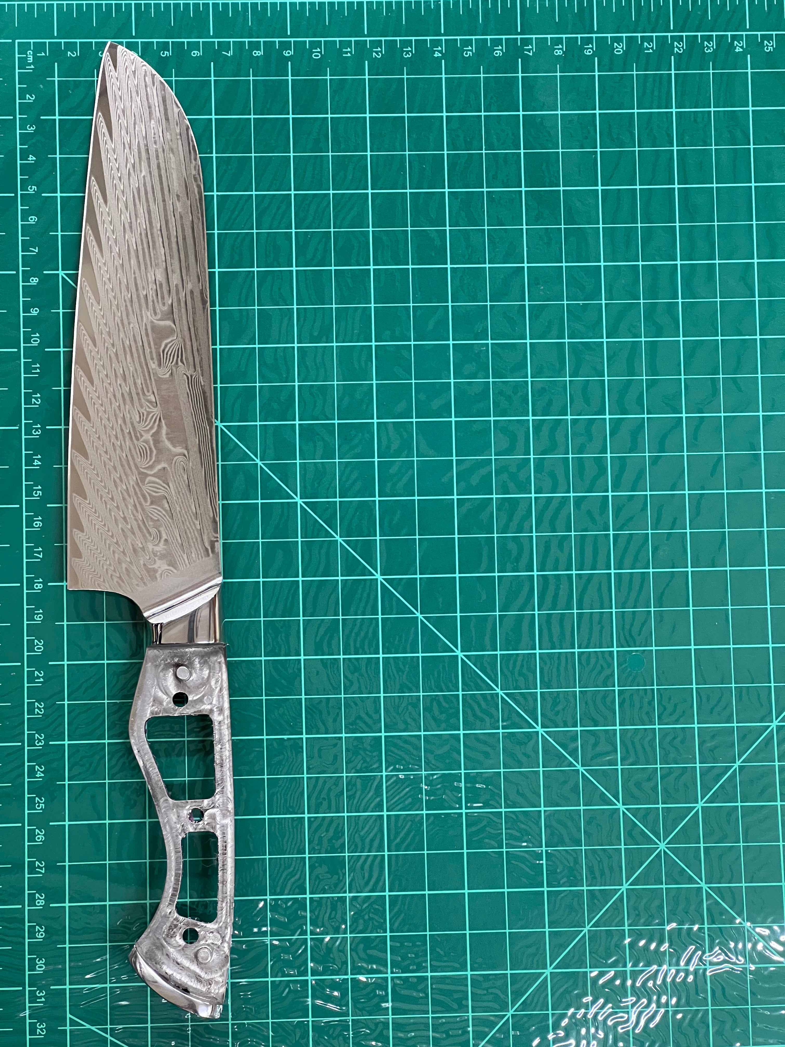 Santoku - VG10 Damask Kockkniv 20 cm full tånge med hölster