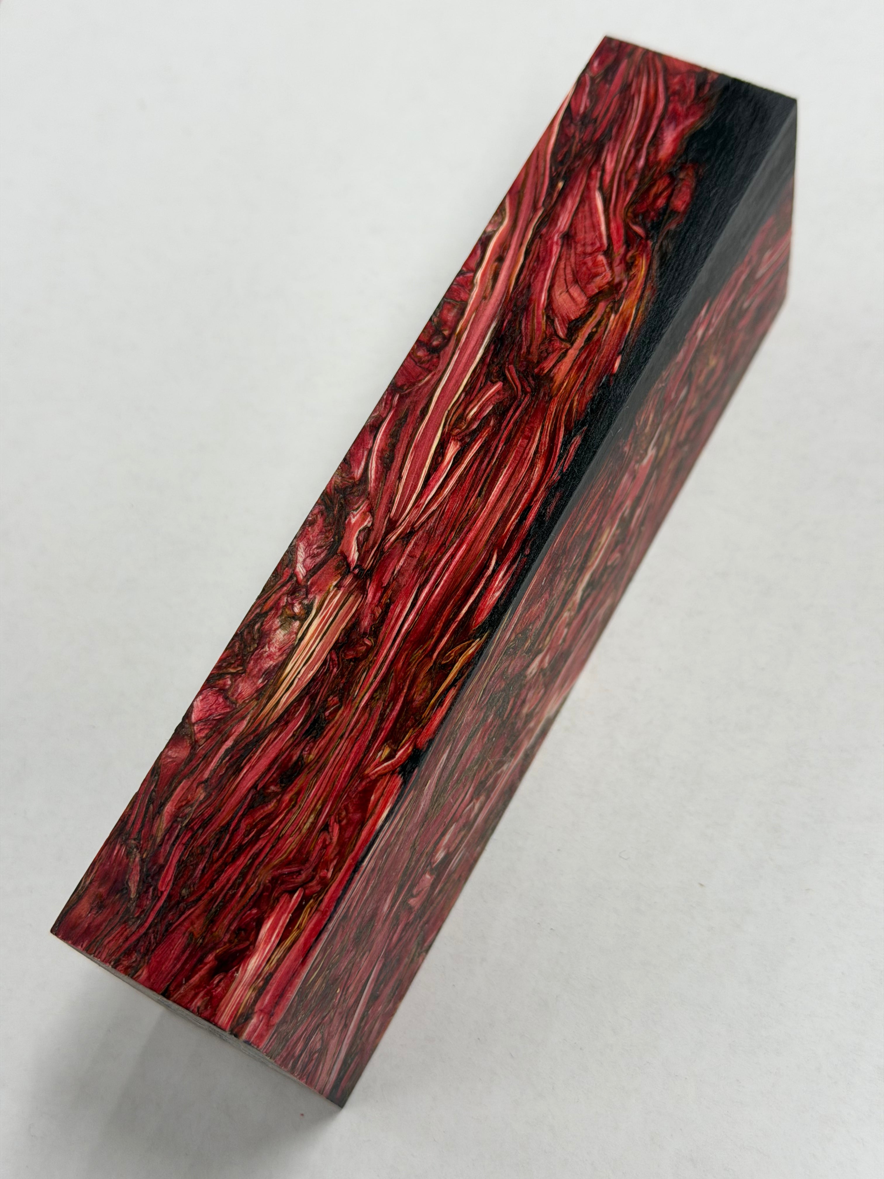 Stabiliserat skaftämne i trä och grönt hartsblock B-72