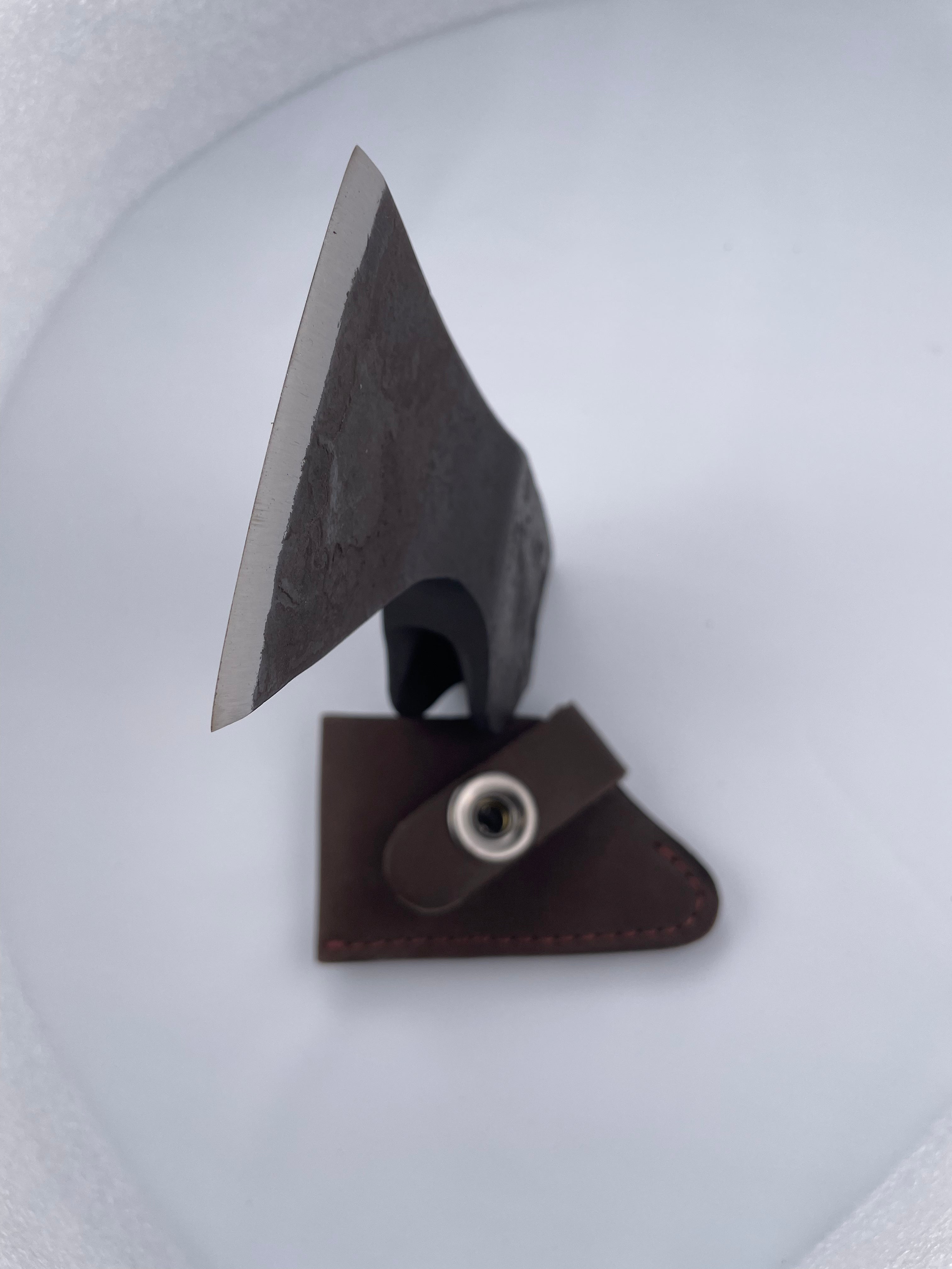 Yxhuvud med äggskydd BAX1 Bushcraft Yxhuvud