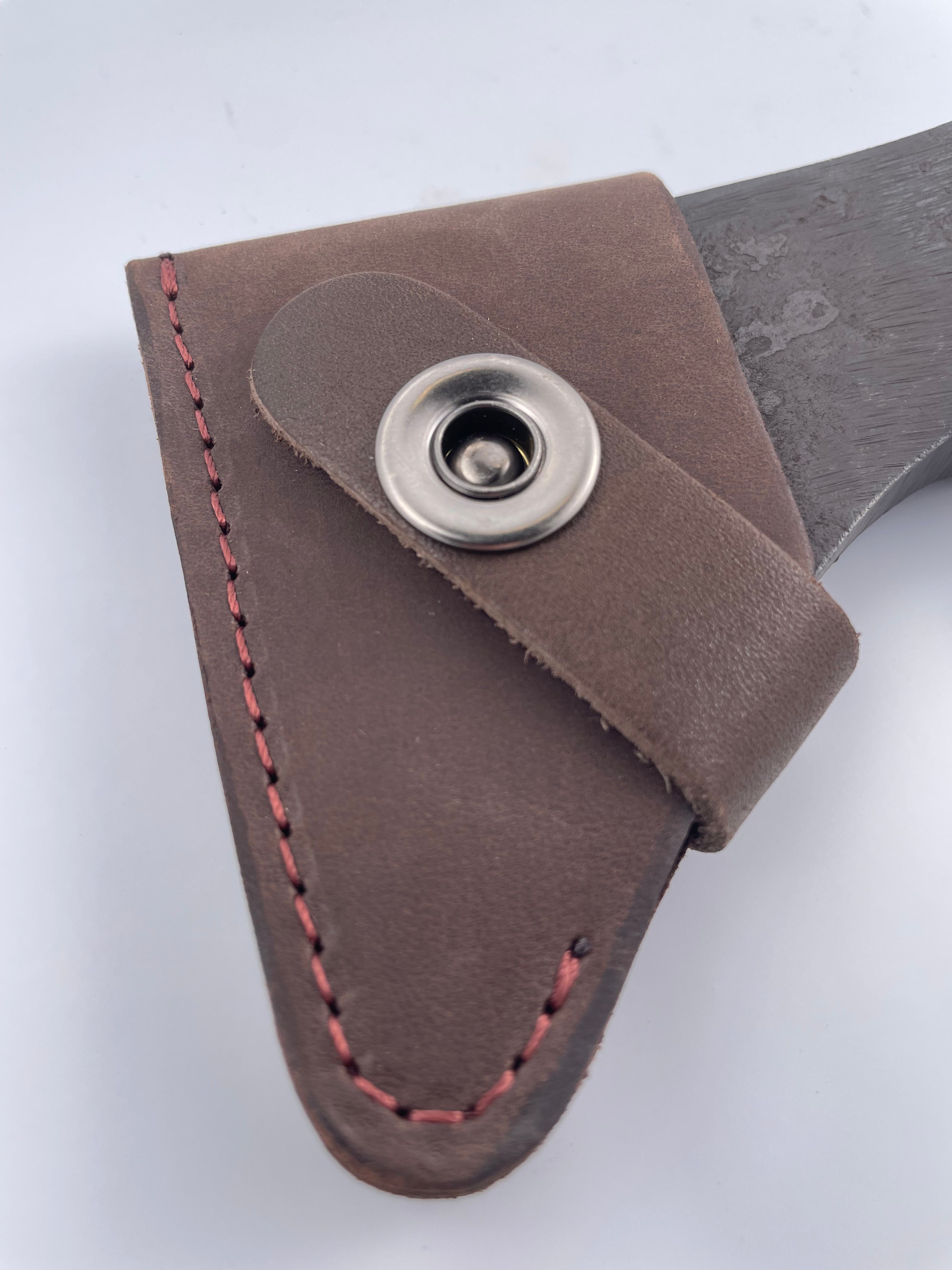 Yxhuvud med äggskydd BAX1 Bushcraft Yxhuvud