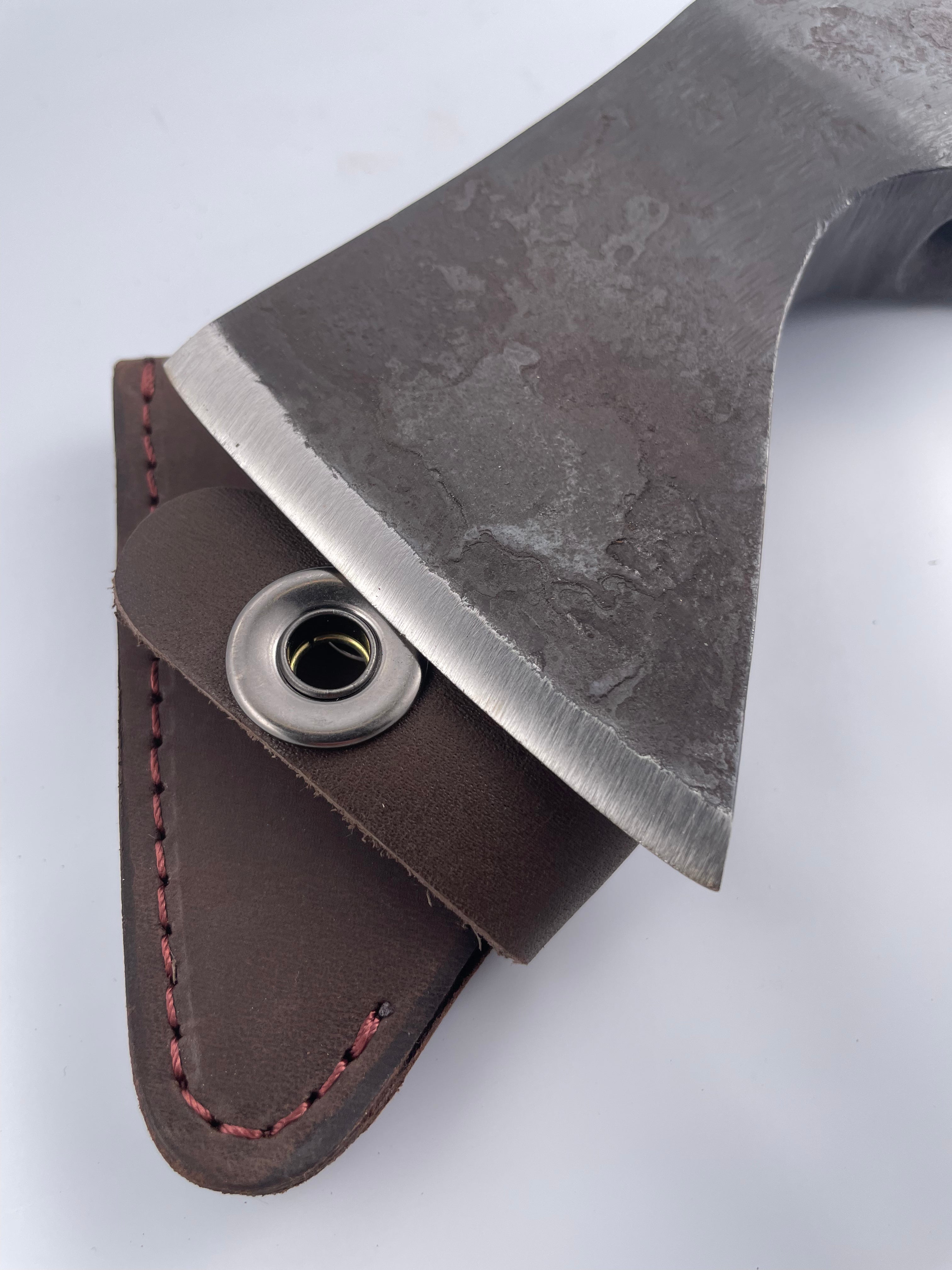 Yxhuvud med äggskydd BAX1 Bushcraft Yxhuvud