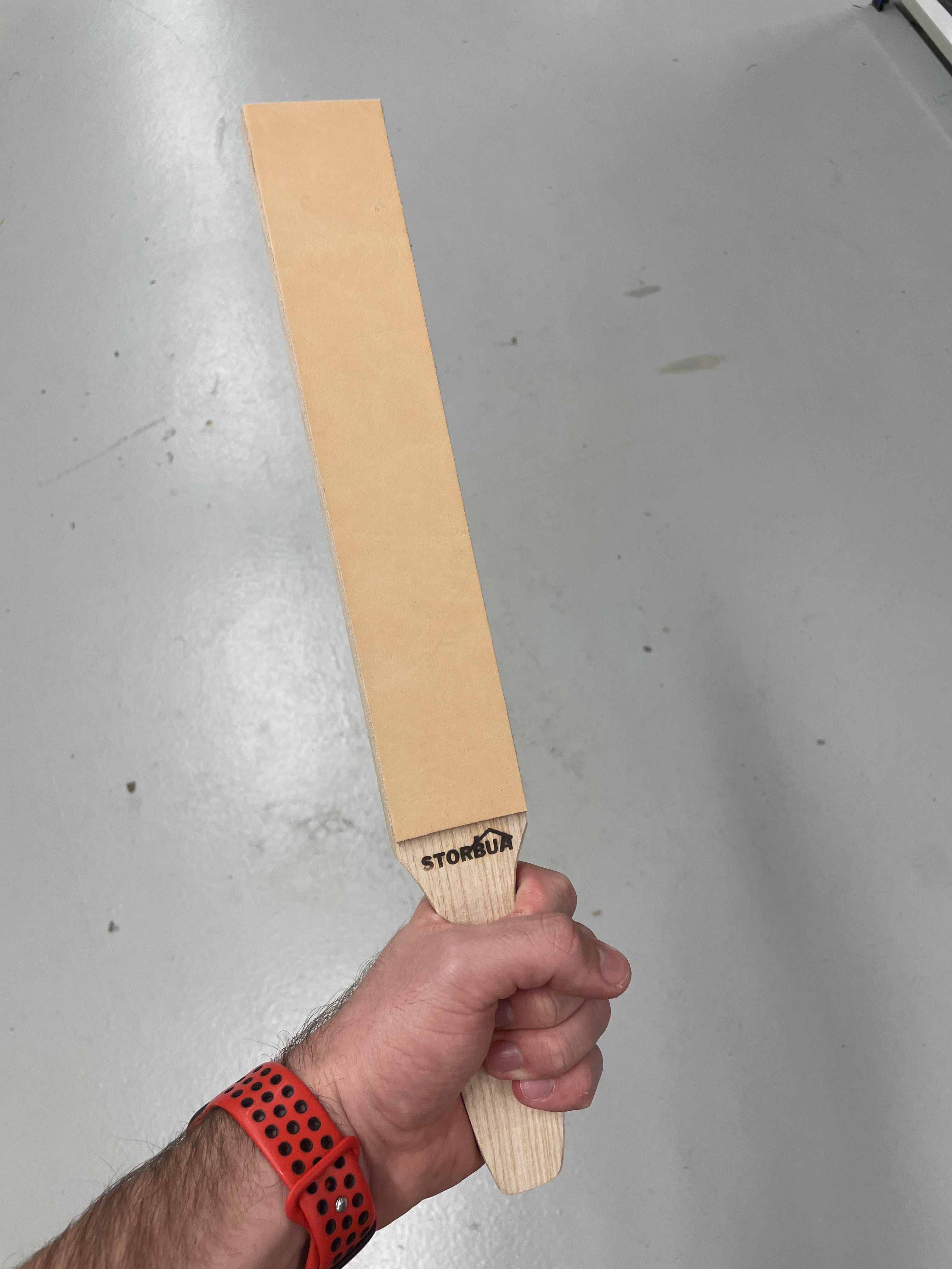 Läderrem handgjord stor 390x50mm