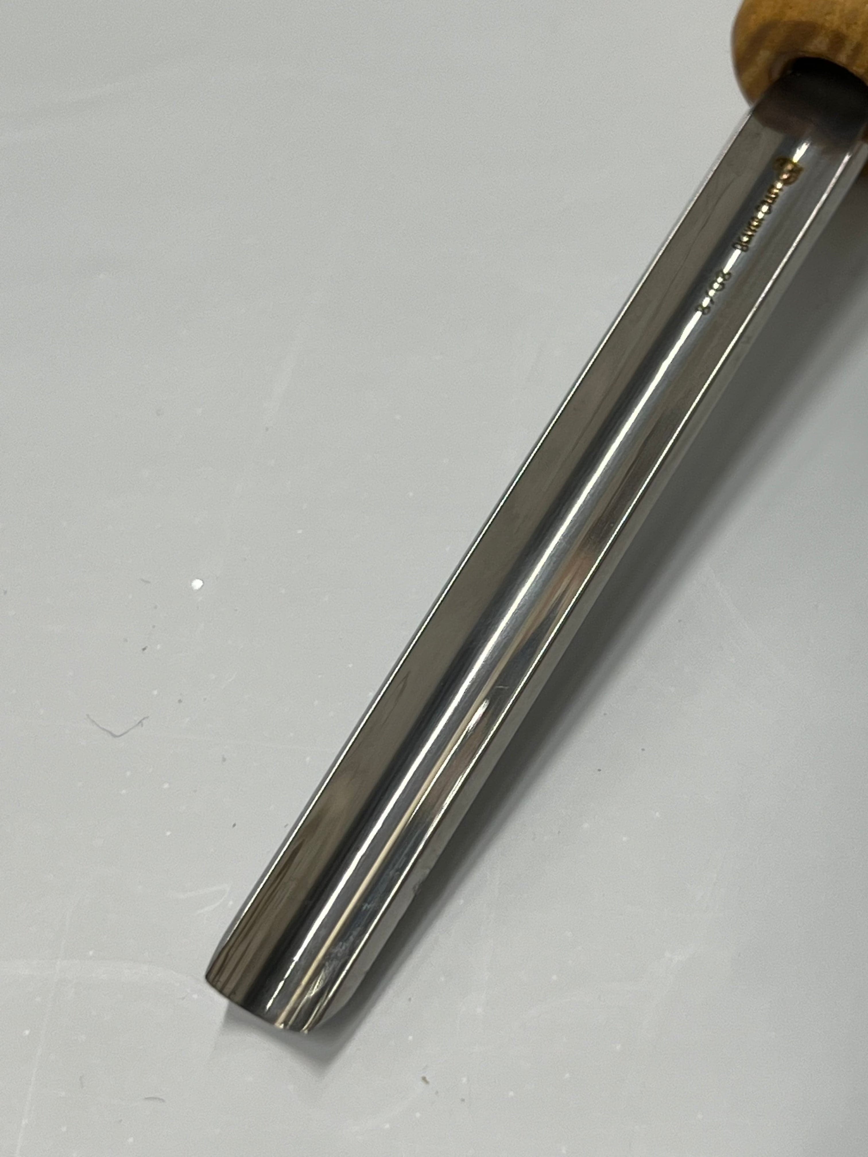 Träsniderijärnset S52 med 10 järn och verktygshållare