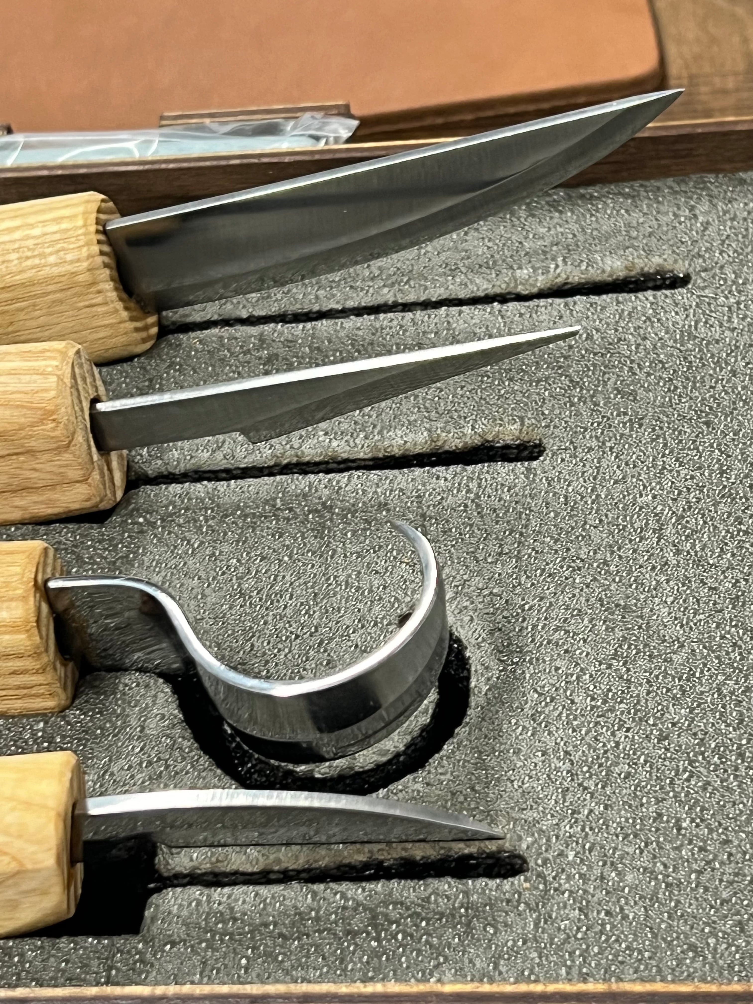 Träsniderijärnset S09 bok med 4 järn