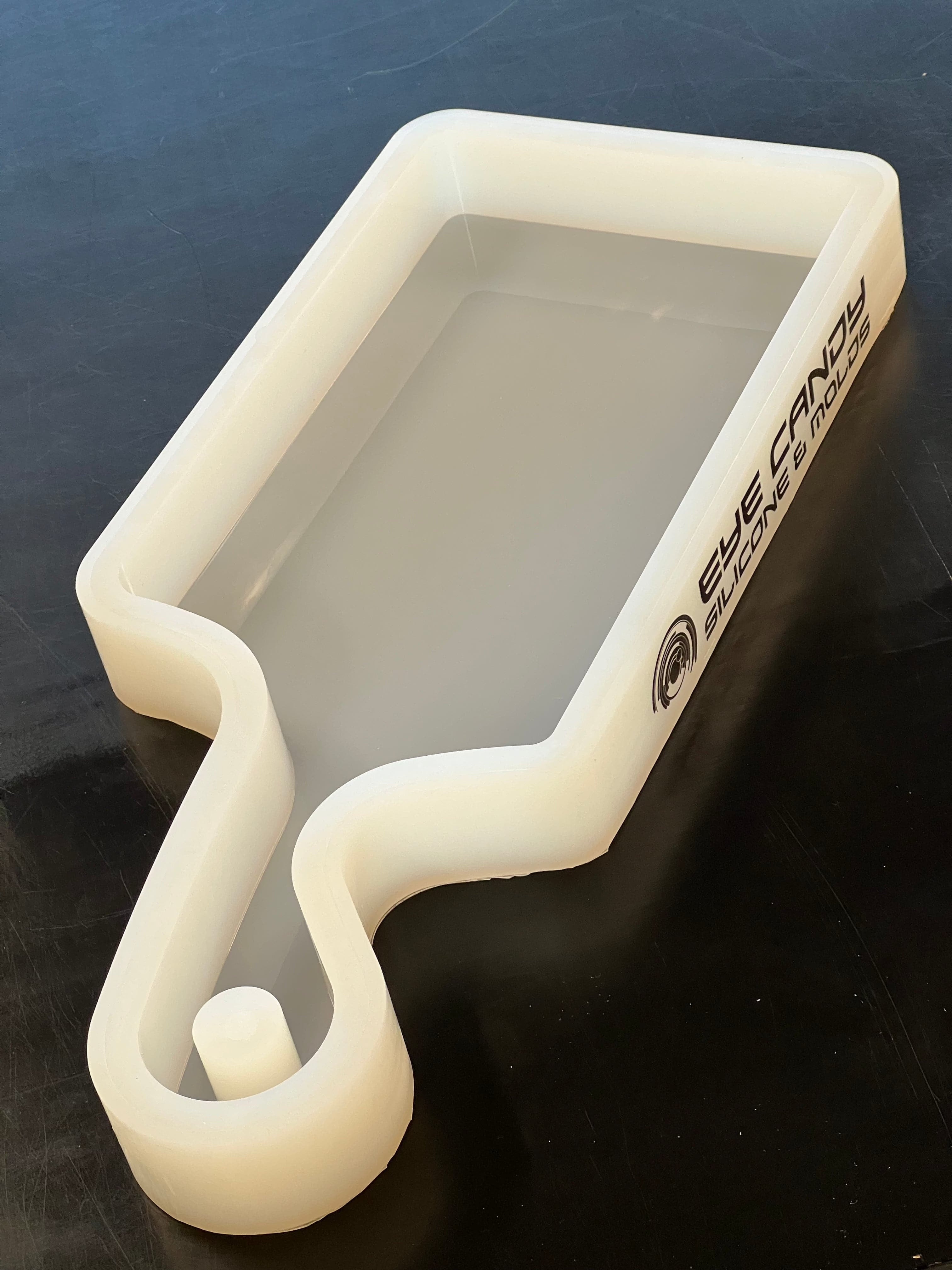 Serveringsfat i silikonform (442x178x40mm)