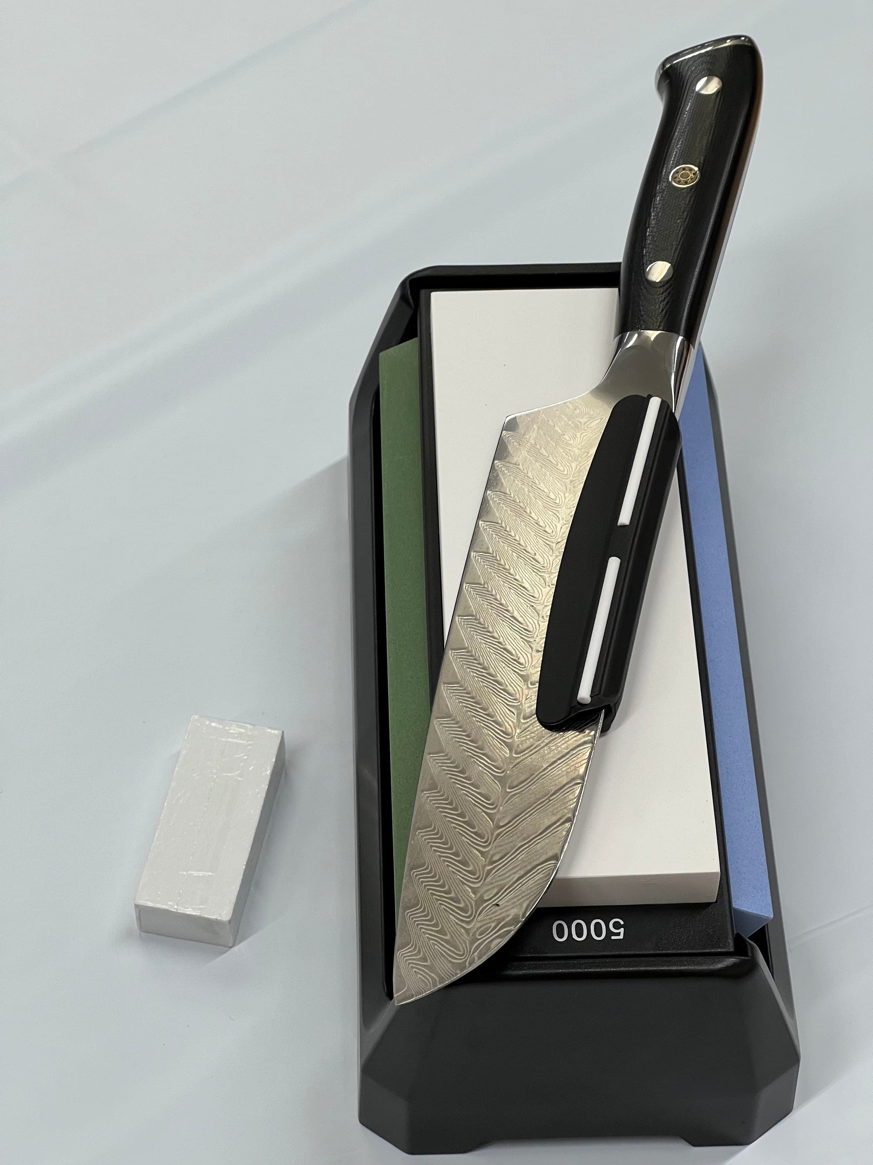 Japansk trippelbryne 800/2000/5000 grit i basstation