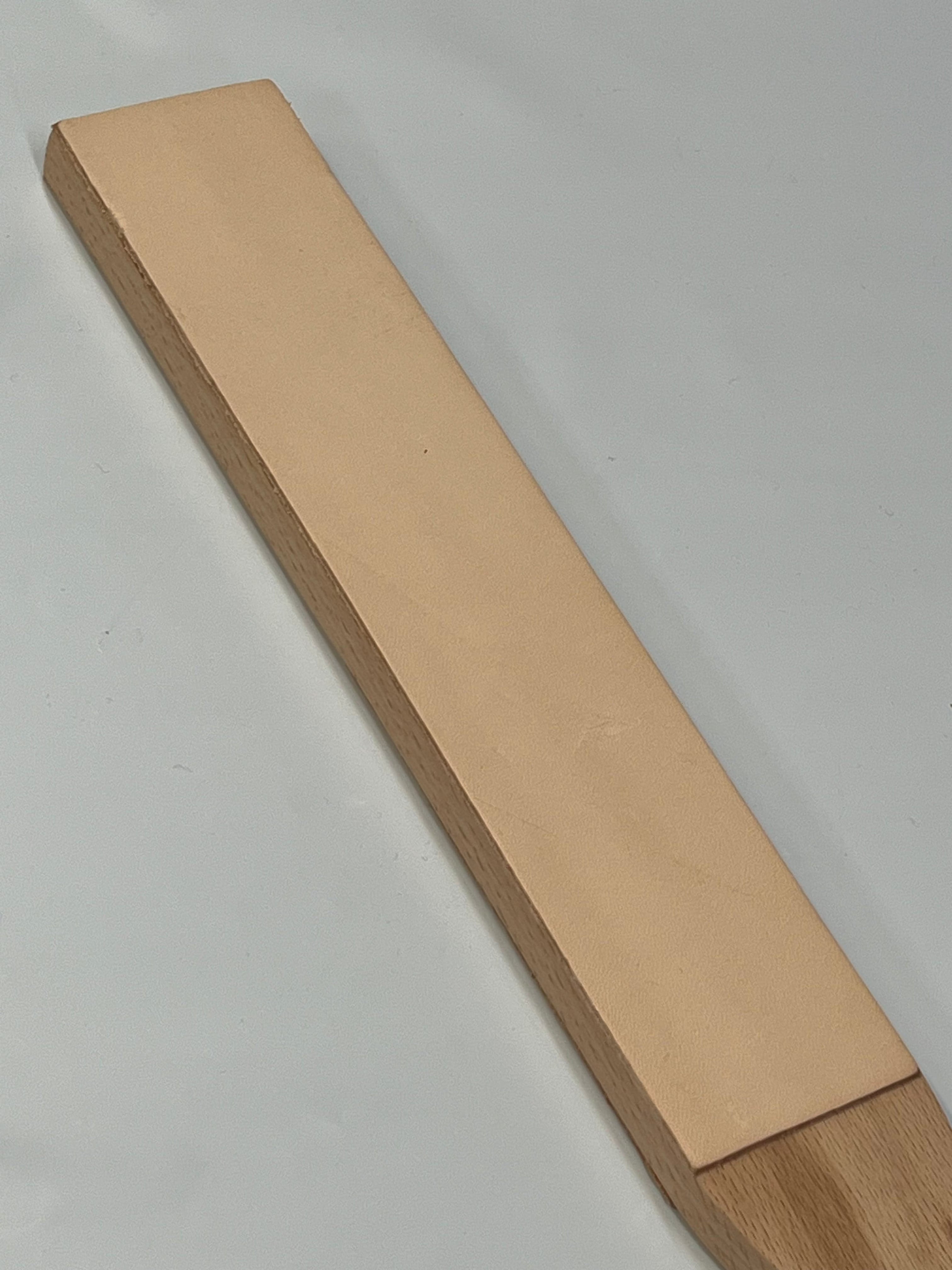 Double-sided leather strap on wooden base RW054-B