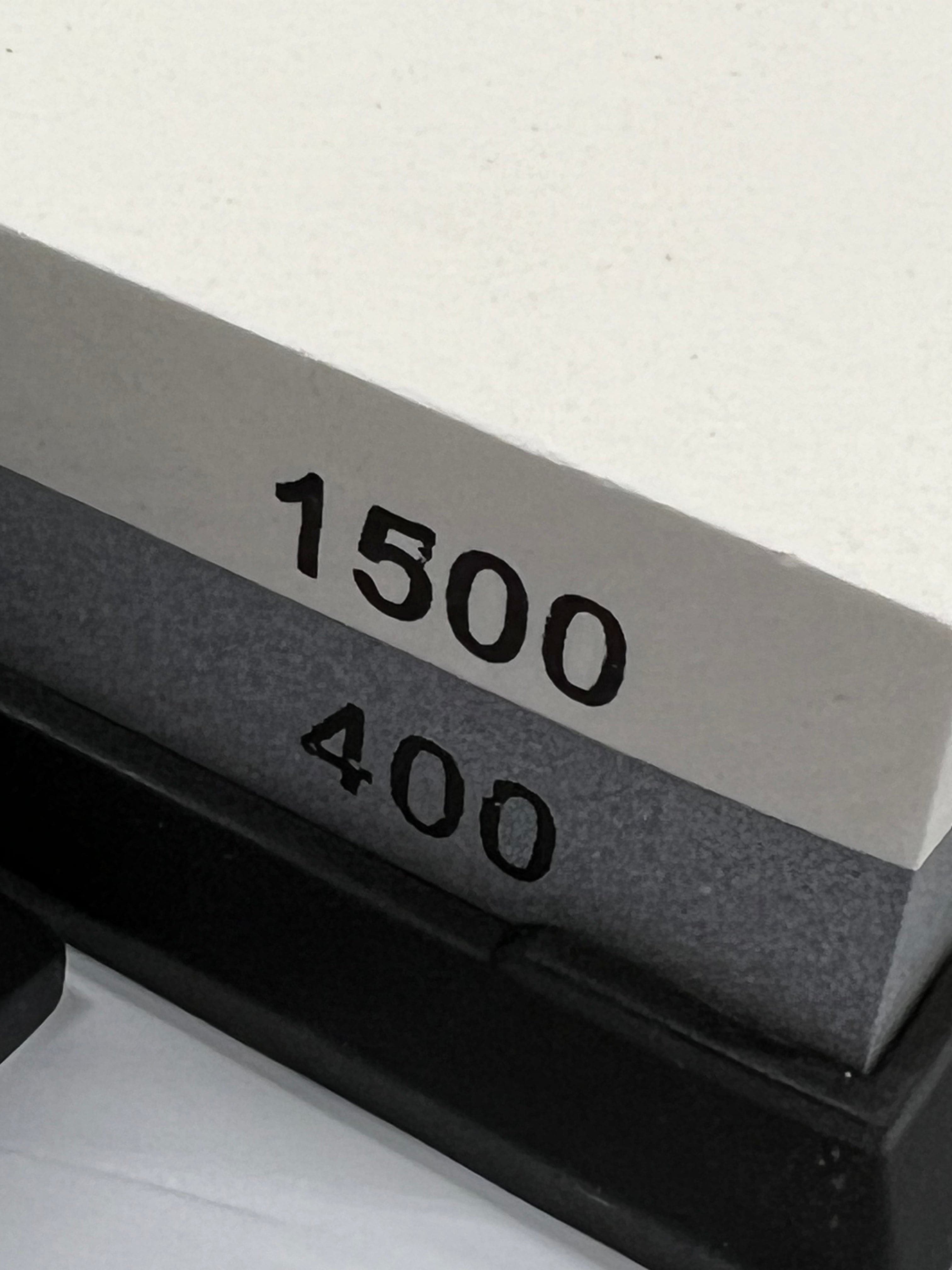 Japansk dubbelsidig bryne med hållare | Välj kornstorlek