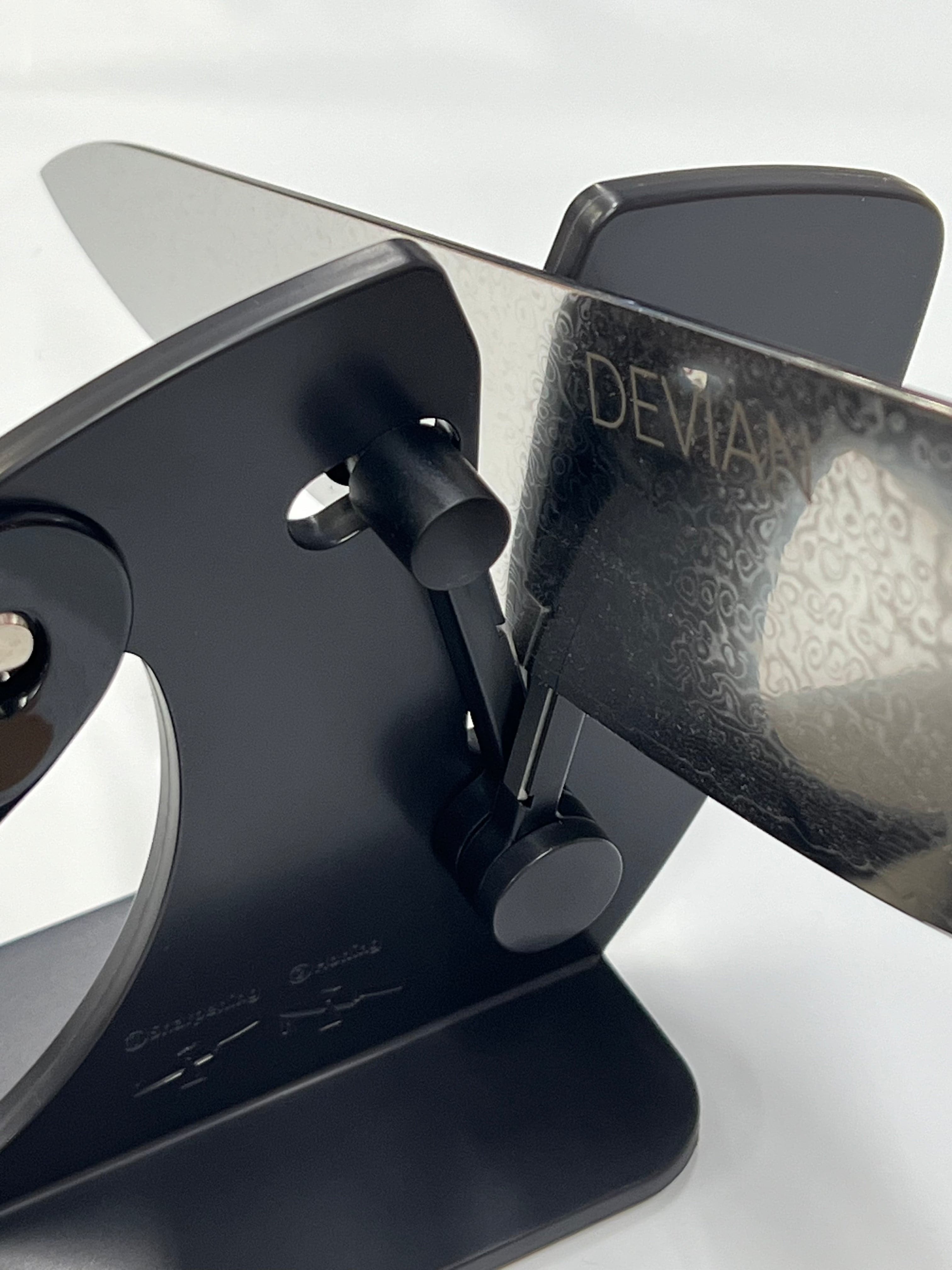 Knivslip med automatiskt justerbar vinkel 22-46 grader RISAM RM022