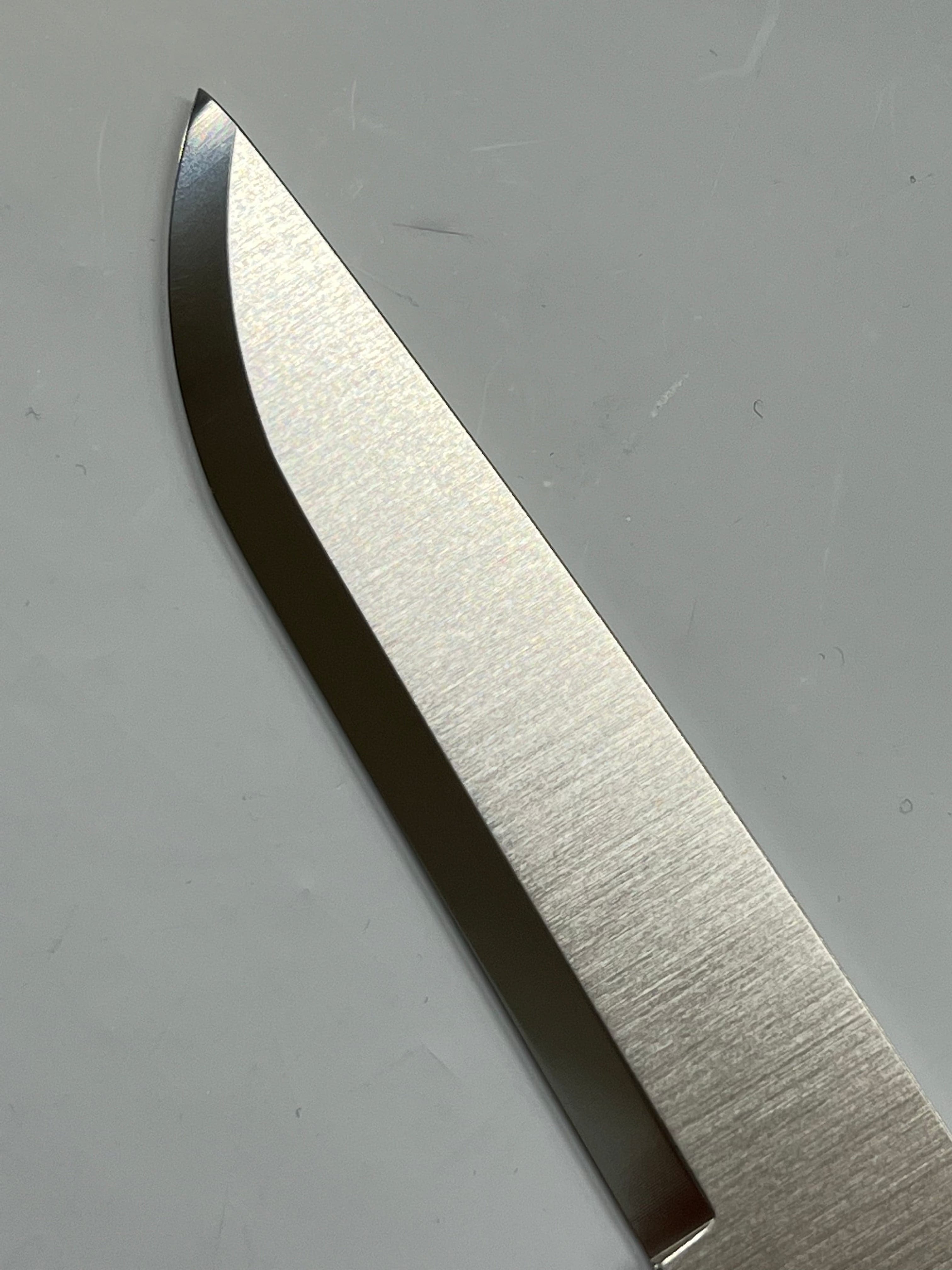 Brisa Trapper 115 Scandi Elmax knivblad i rostfritt stål