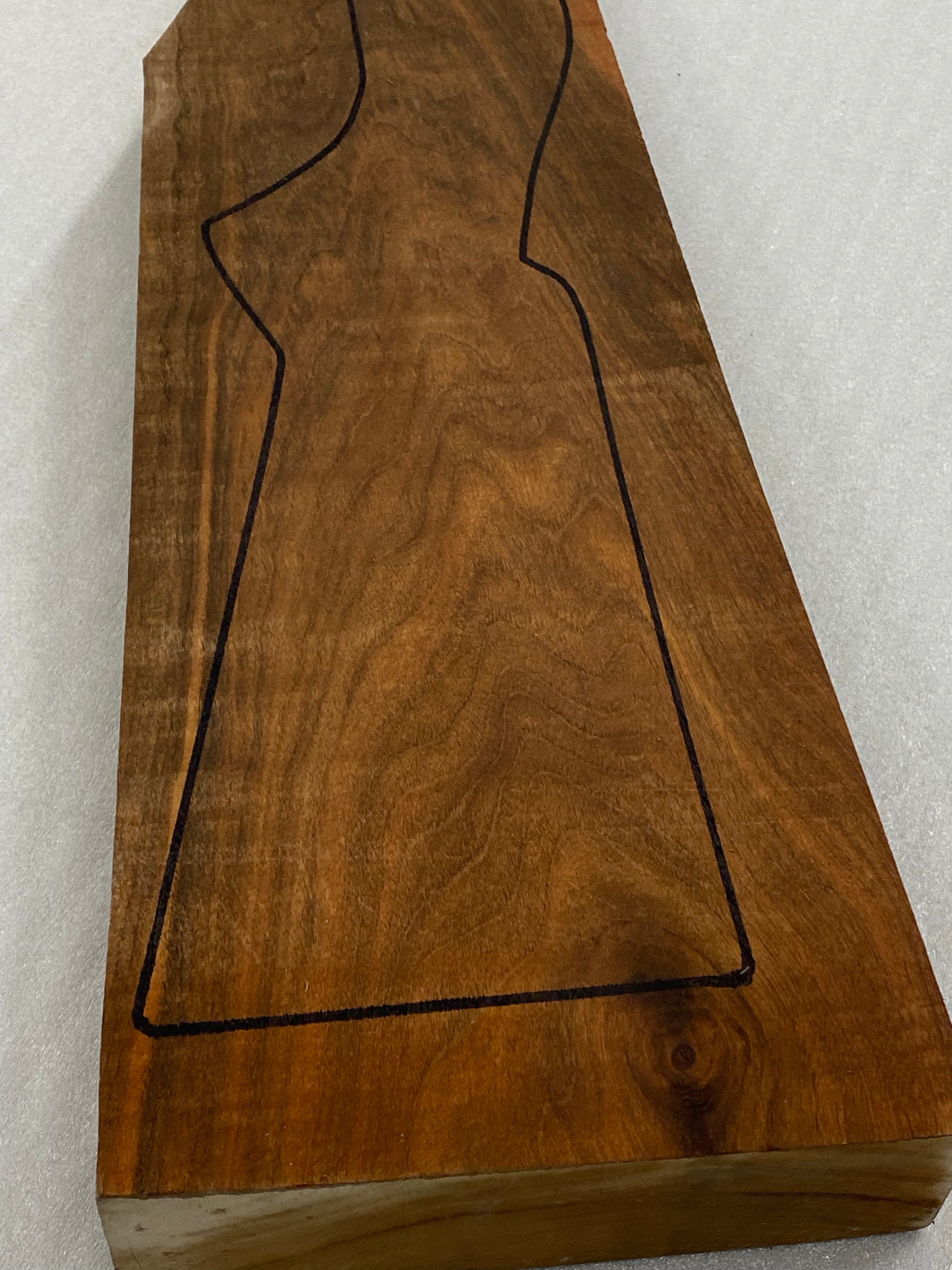 Riflestokkemne Tyrkisk Valnøtt Grad 3 P-56