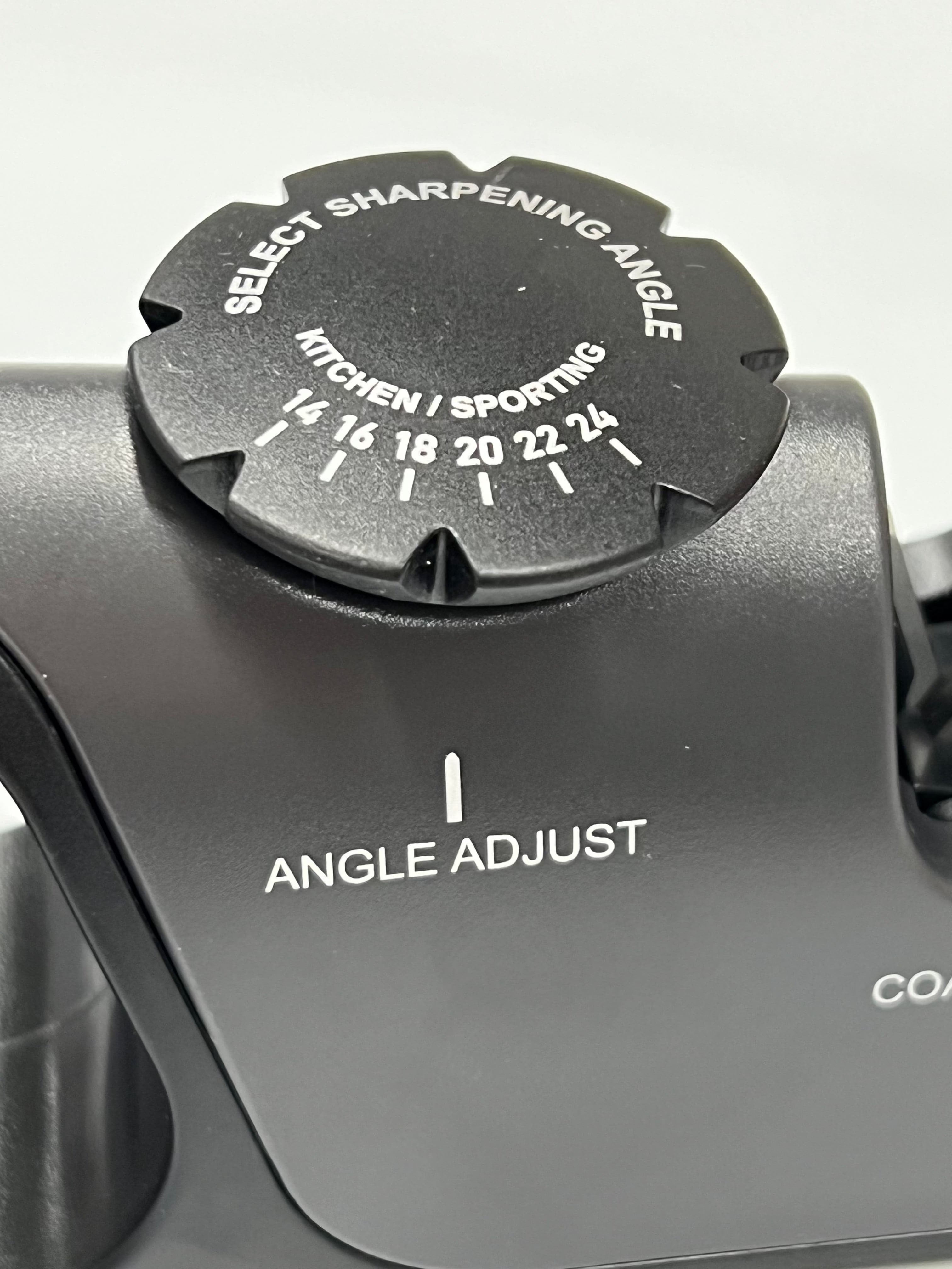 Snabb knivslipare med justerbar vinkel RISAM RM023