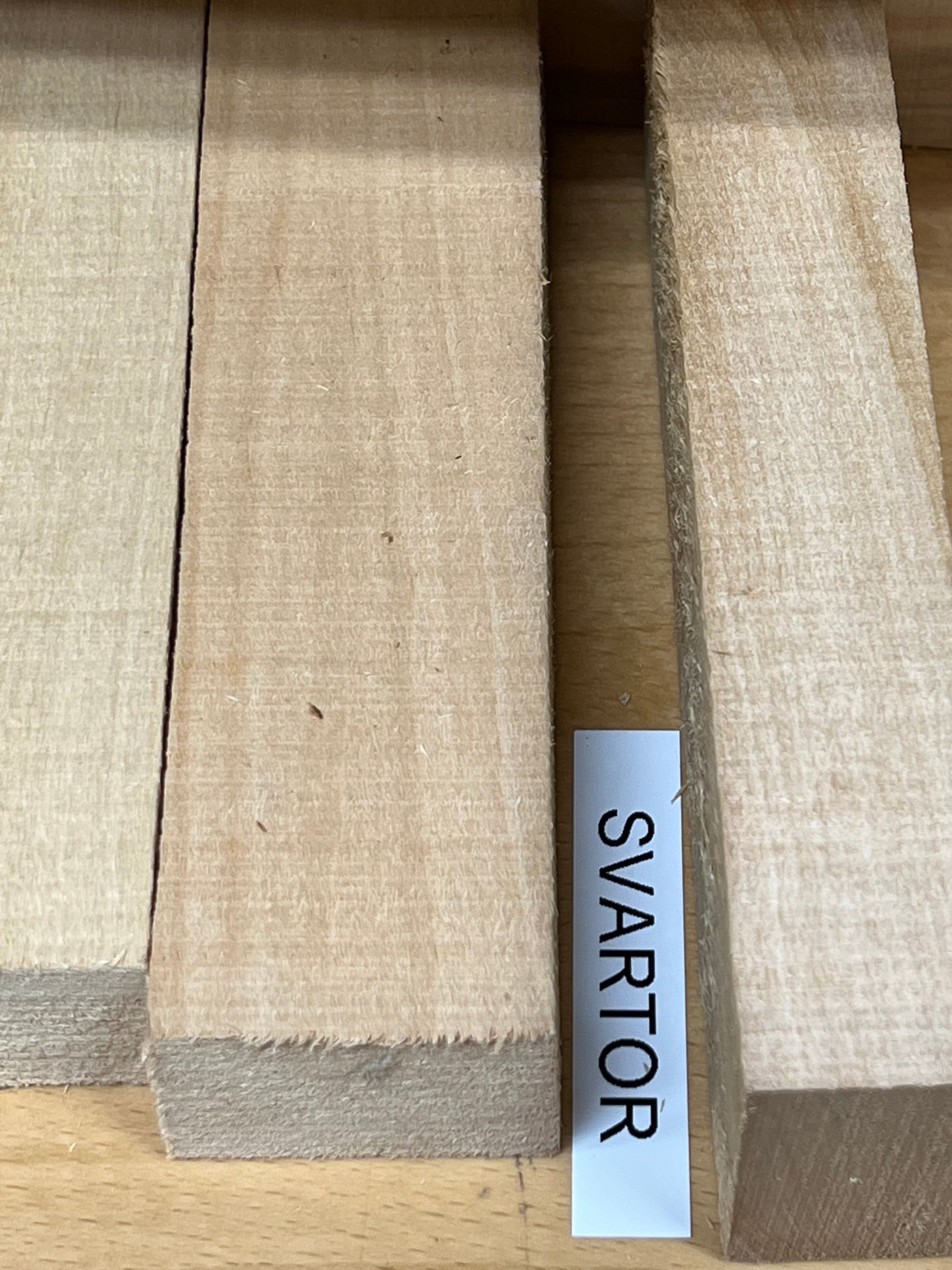 Knivskaftämne av trä