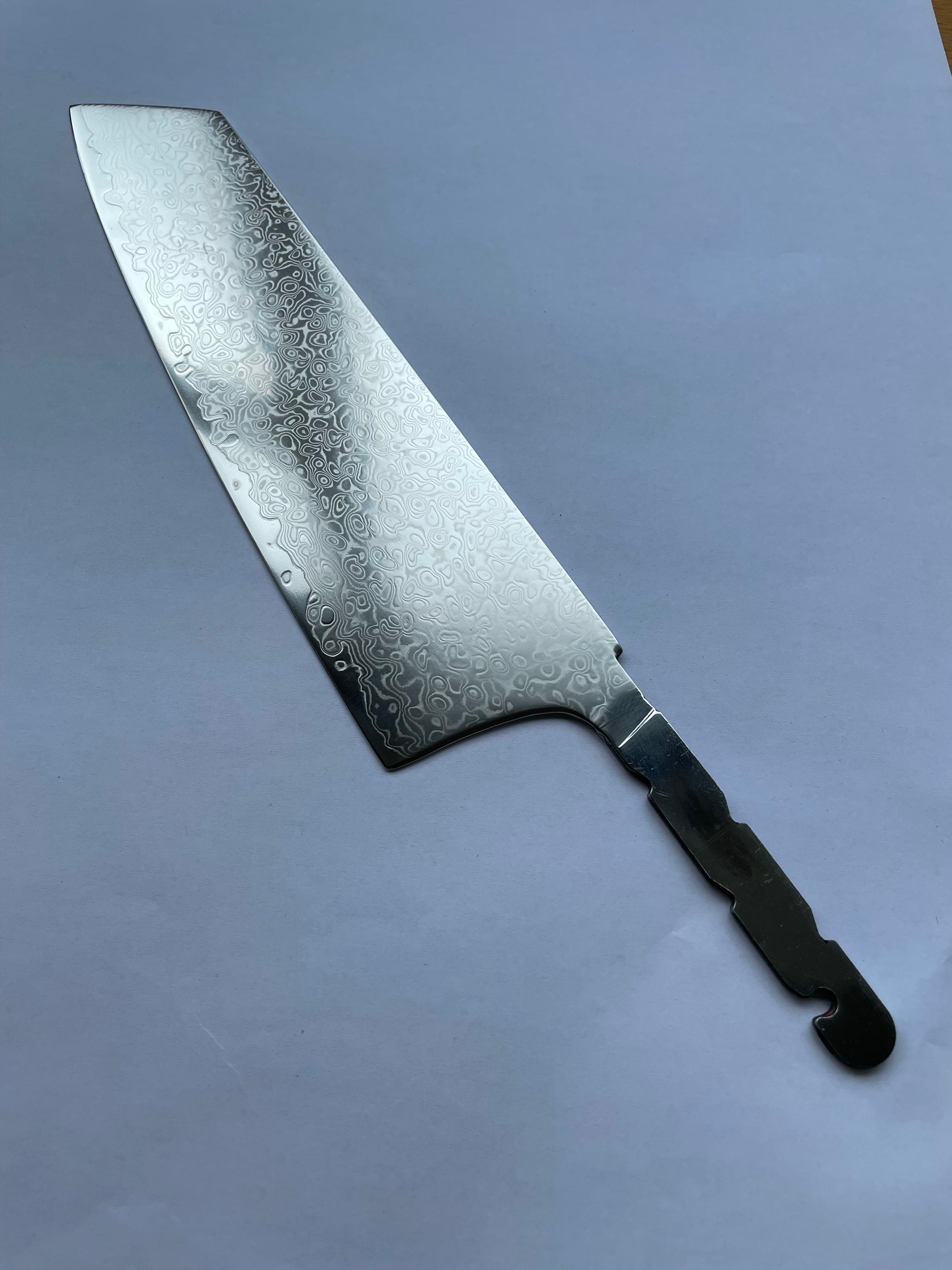 Kiritsuke kökskniv - kockkniv i rostfritt stål med damastmönster