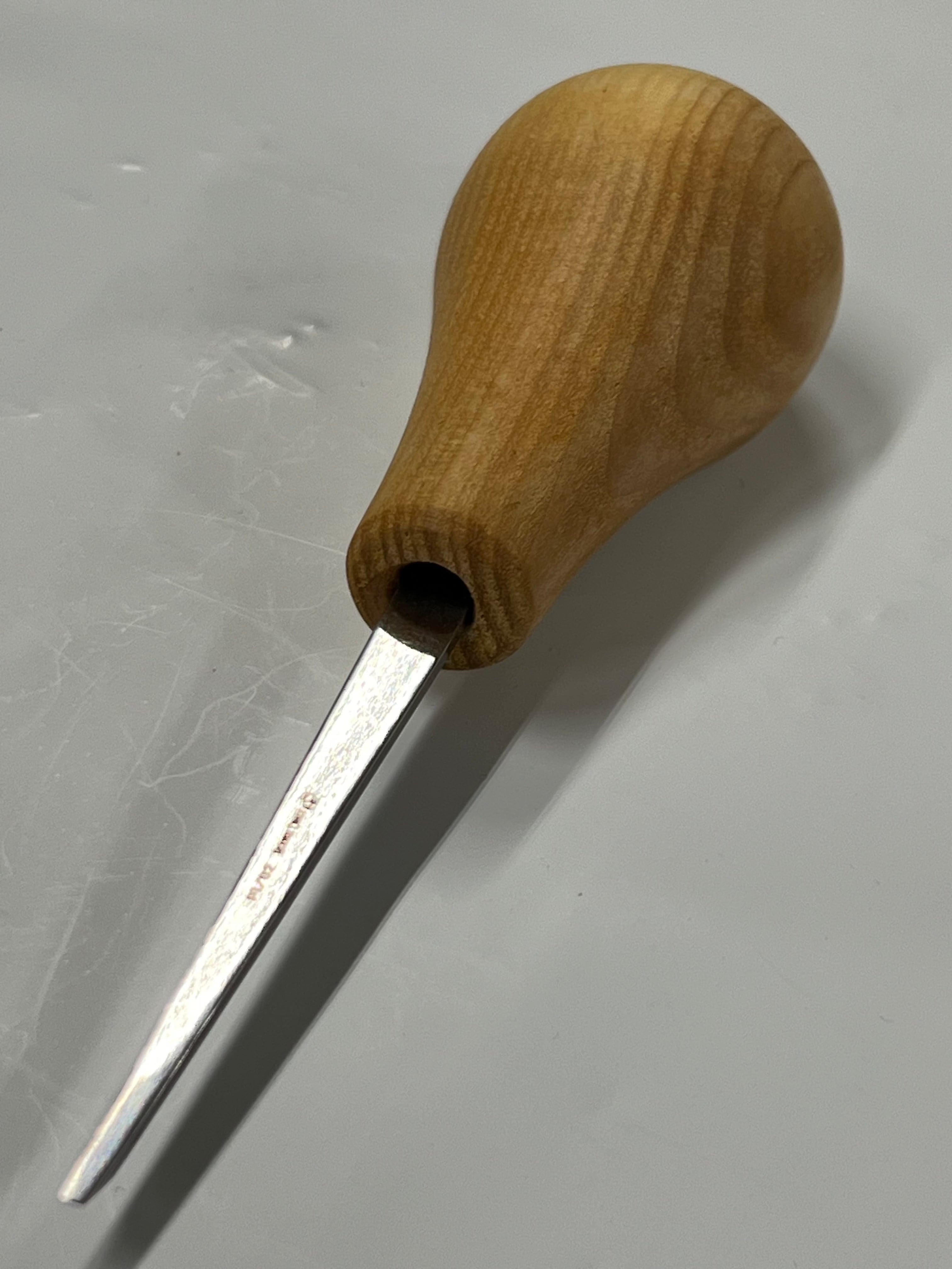 Treskjæringsjern 75x2mm rett flat meisel P1/02 m/kulehåntak