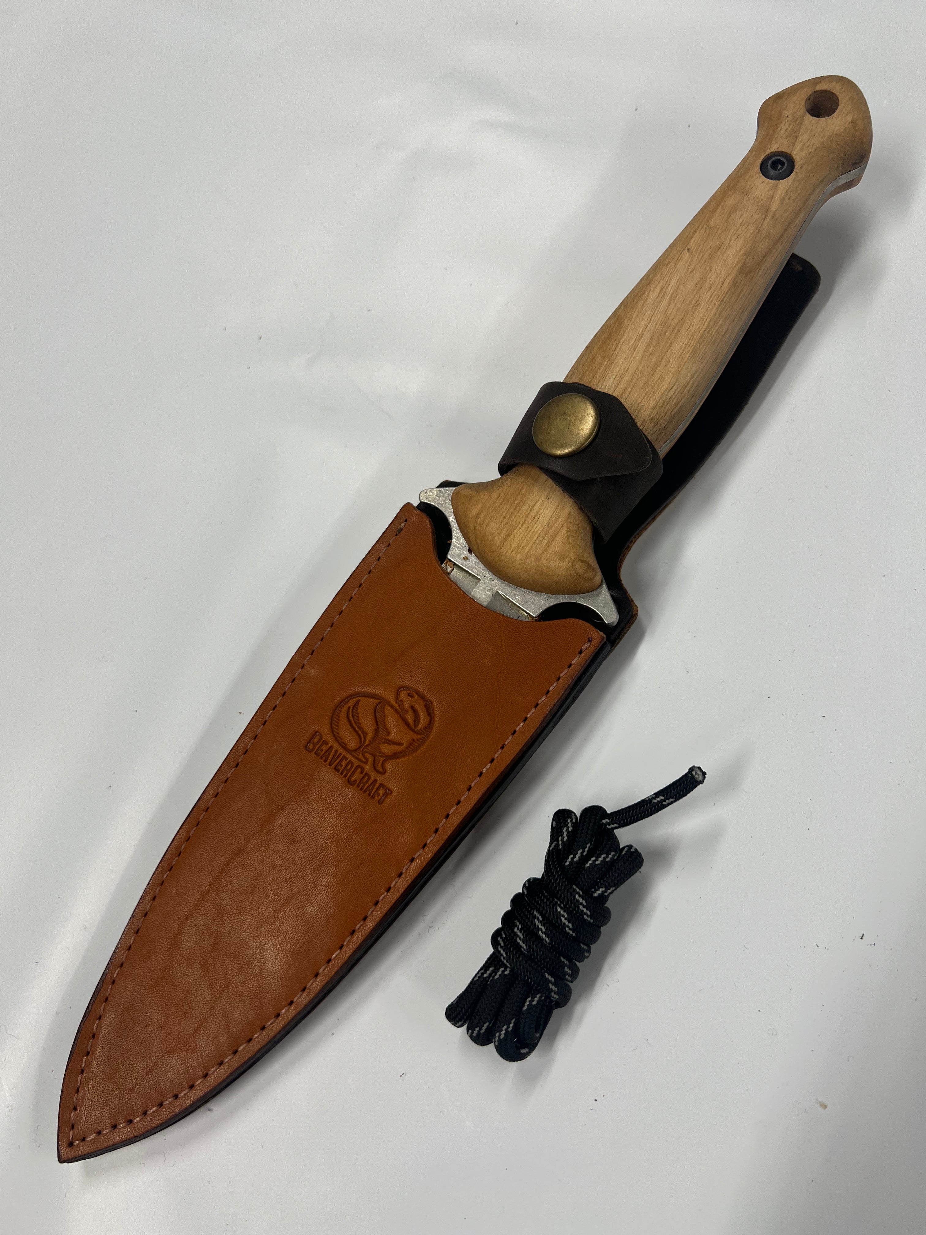 Ukrainsk Dagger Taktisk TLK2 Kniv med lærslire