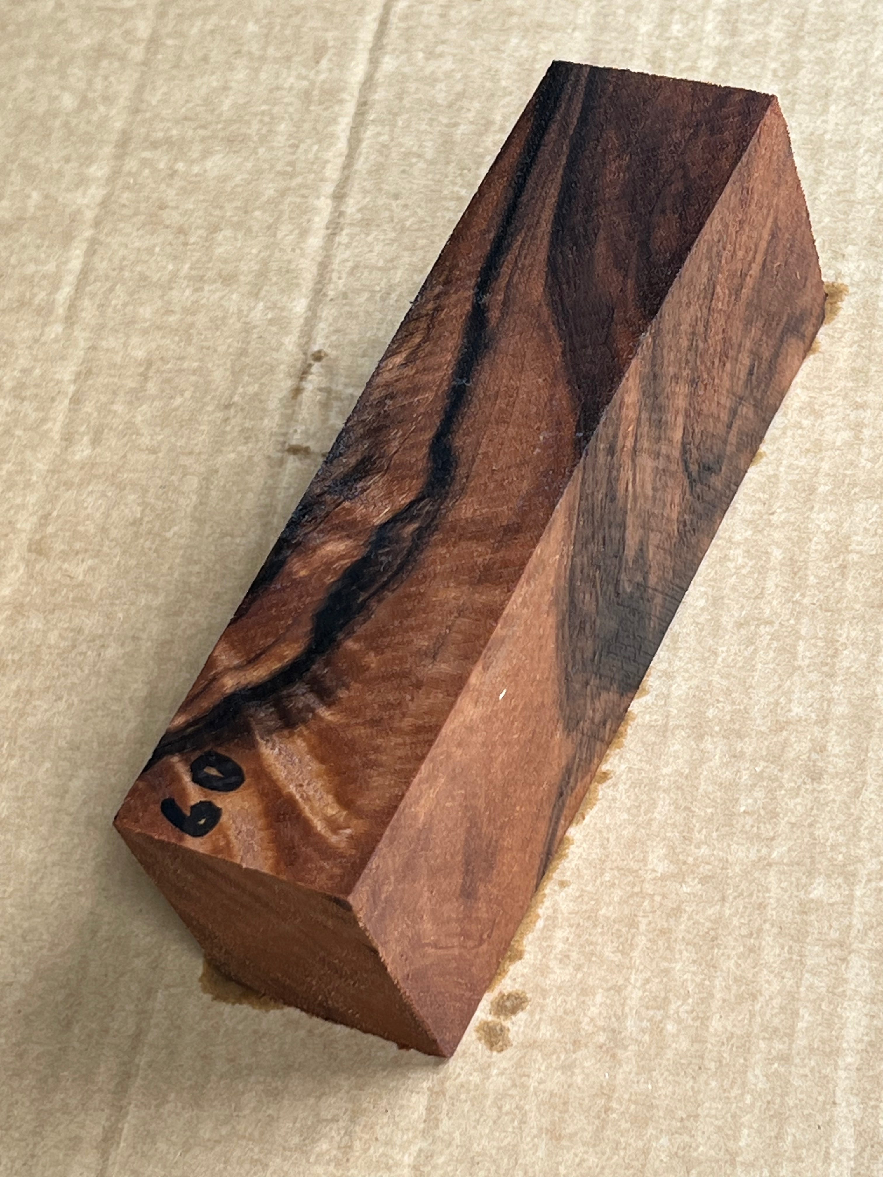 Premium Walnut No. 60
