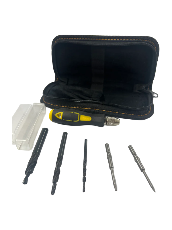 Verktygsset med fällkniv och dold tång