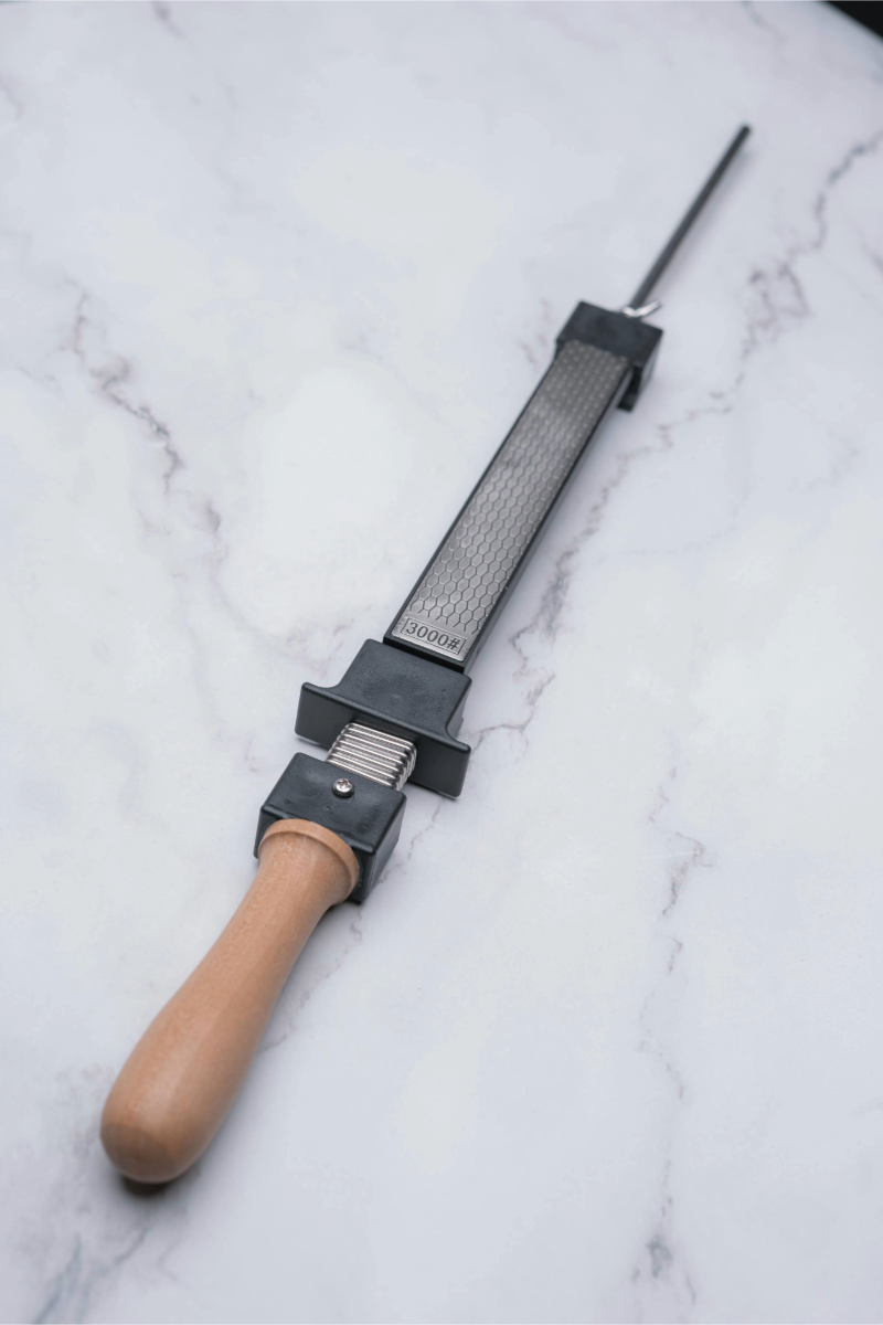 SwiftEdge Cross: Knivslipningssystem med justerbar vinkel och diamantkant